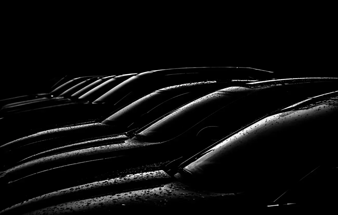 Luksus kontra praktyczność – czy warto wynająć auto sportowe?